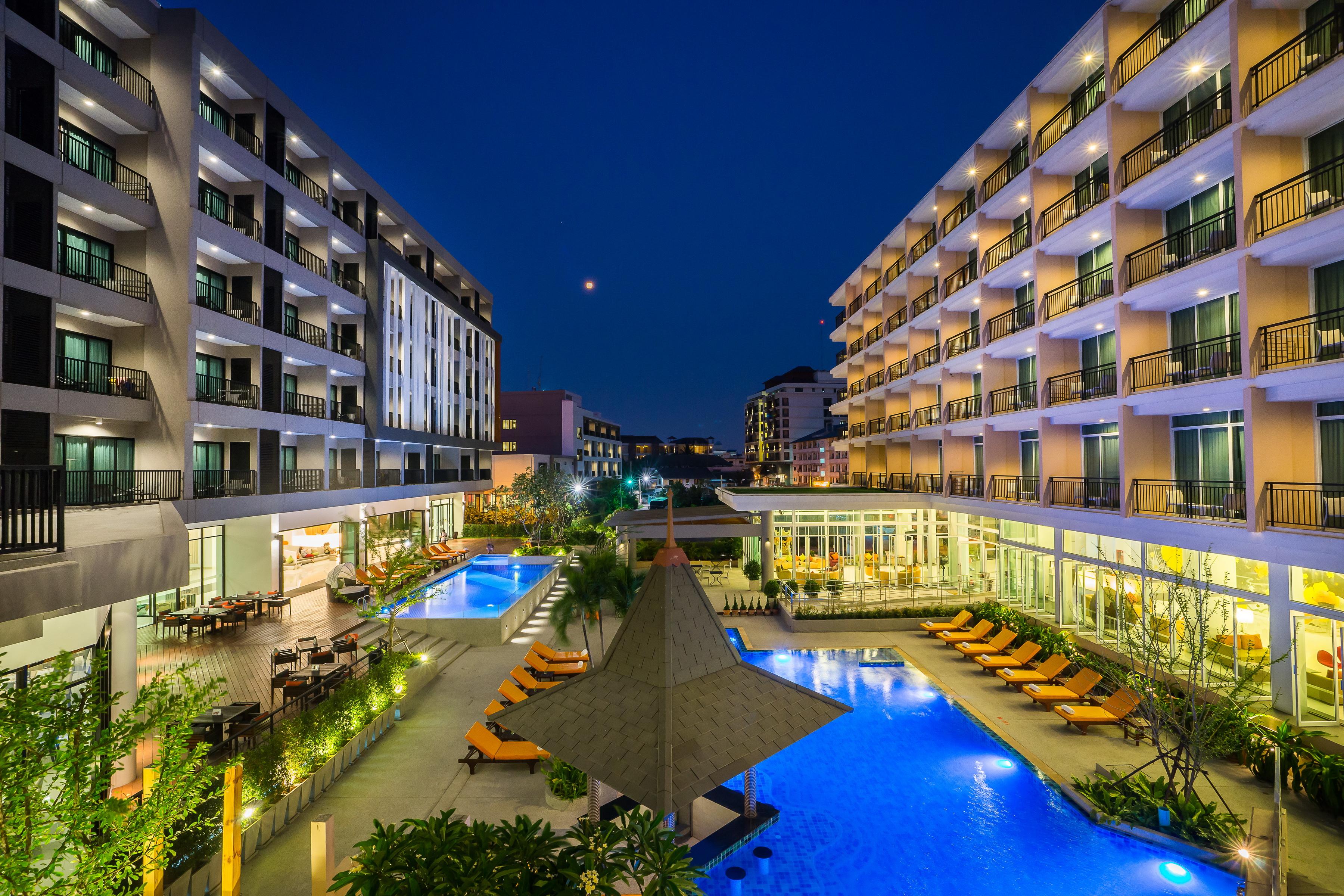 Hotel J Паттая Екстер'єр фото