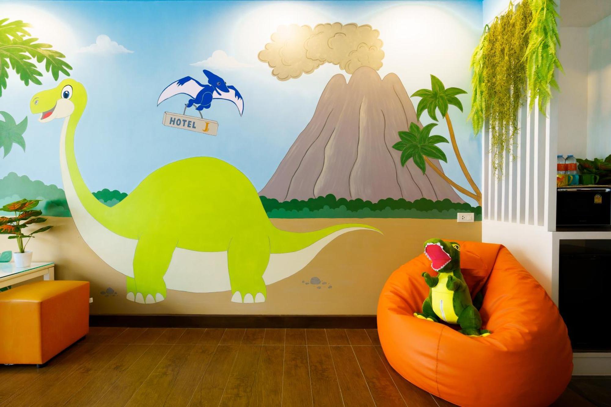 Hotel J Паттая Екстер'єр фото